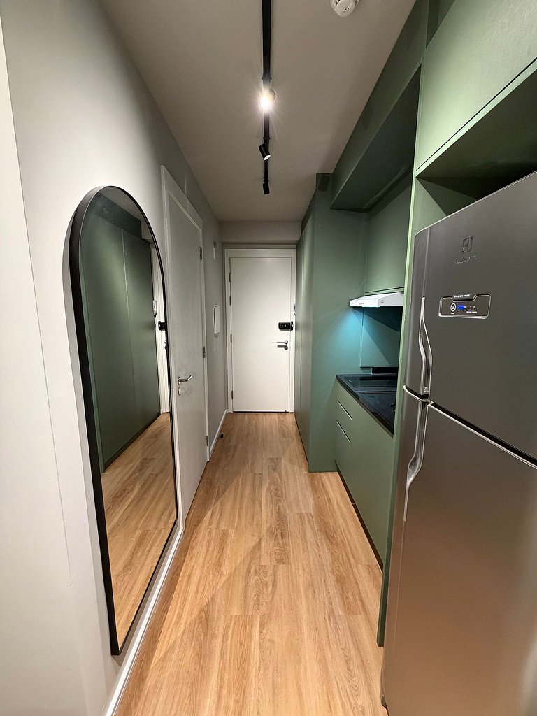 Studio no Campo Belo com Piscina