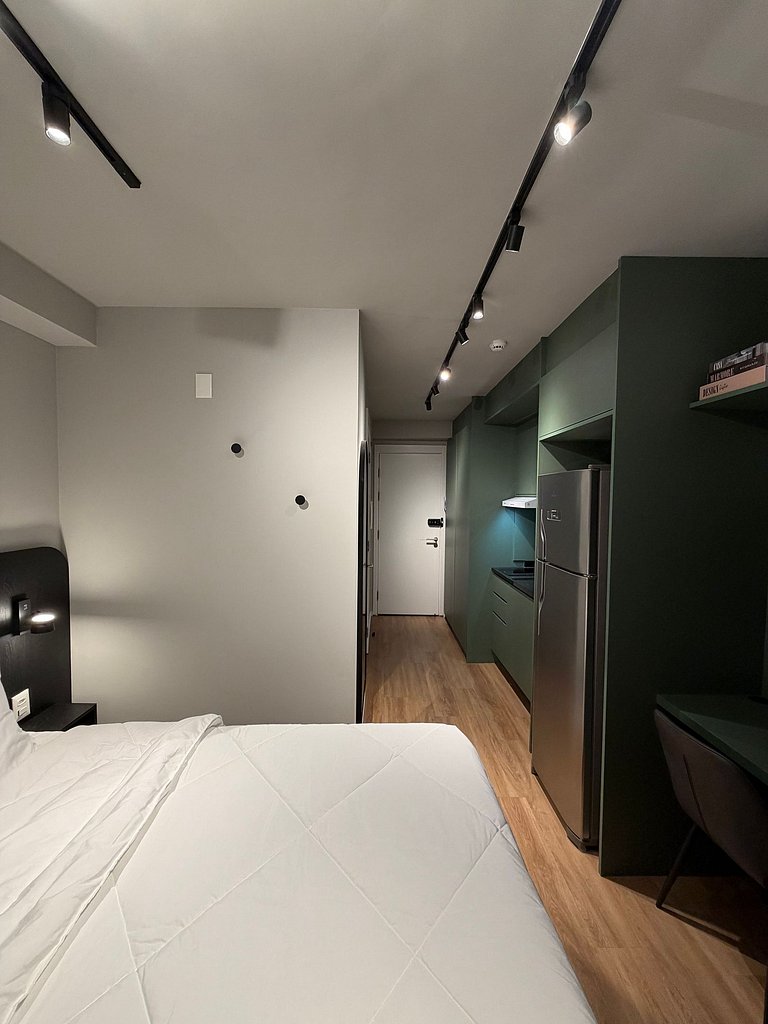 Studio no Campo Belo com Piscina