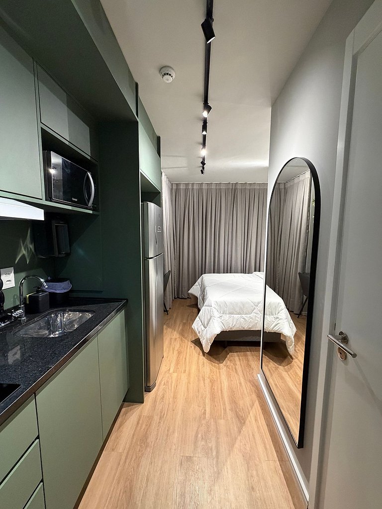 Studio no Campo Belo com Piscina