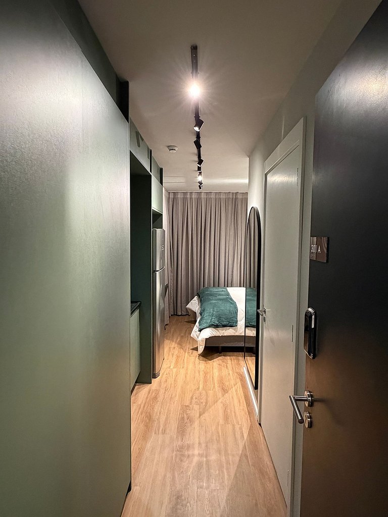 Studio no Campo Belo com Piscina