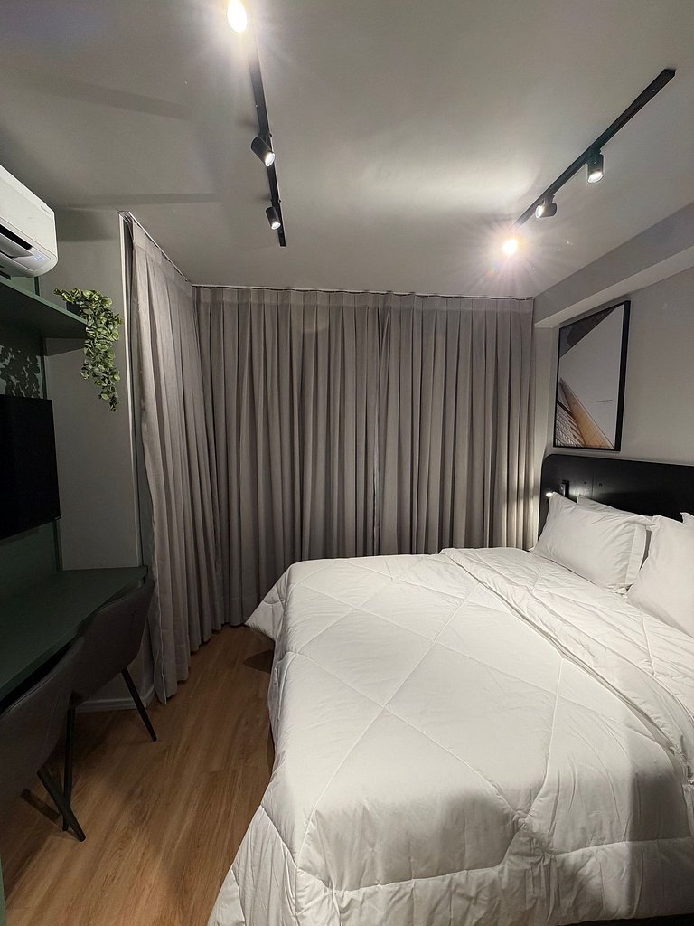Studio no Campo Belo com Piscina