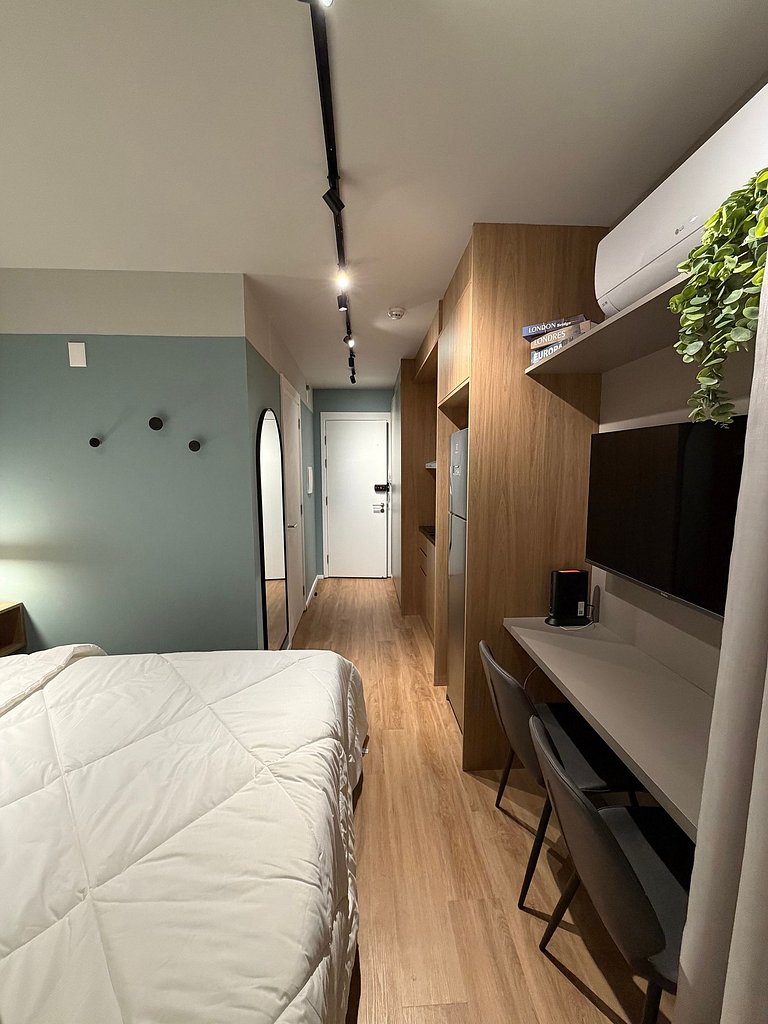 Studio Completo com Piscina perto de Congonhas