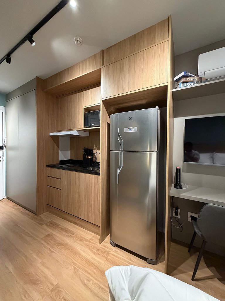 Studio Completo com Piscina perto de Congonhas
