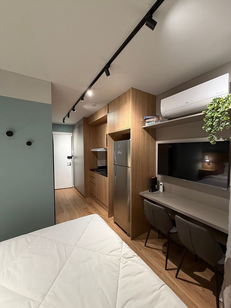 Studio Completo com Piscina perto de Congonhas