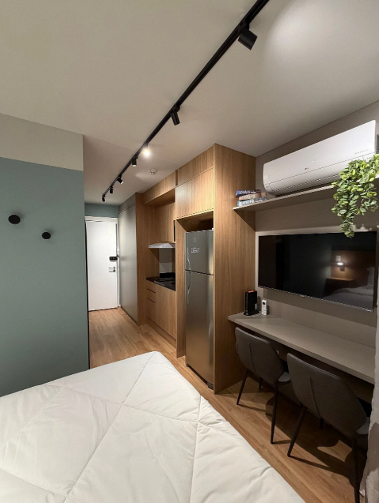Studio Completo com Piscina perto de Congonhas