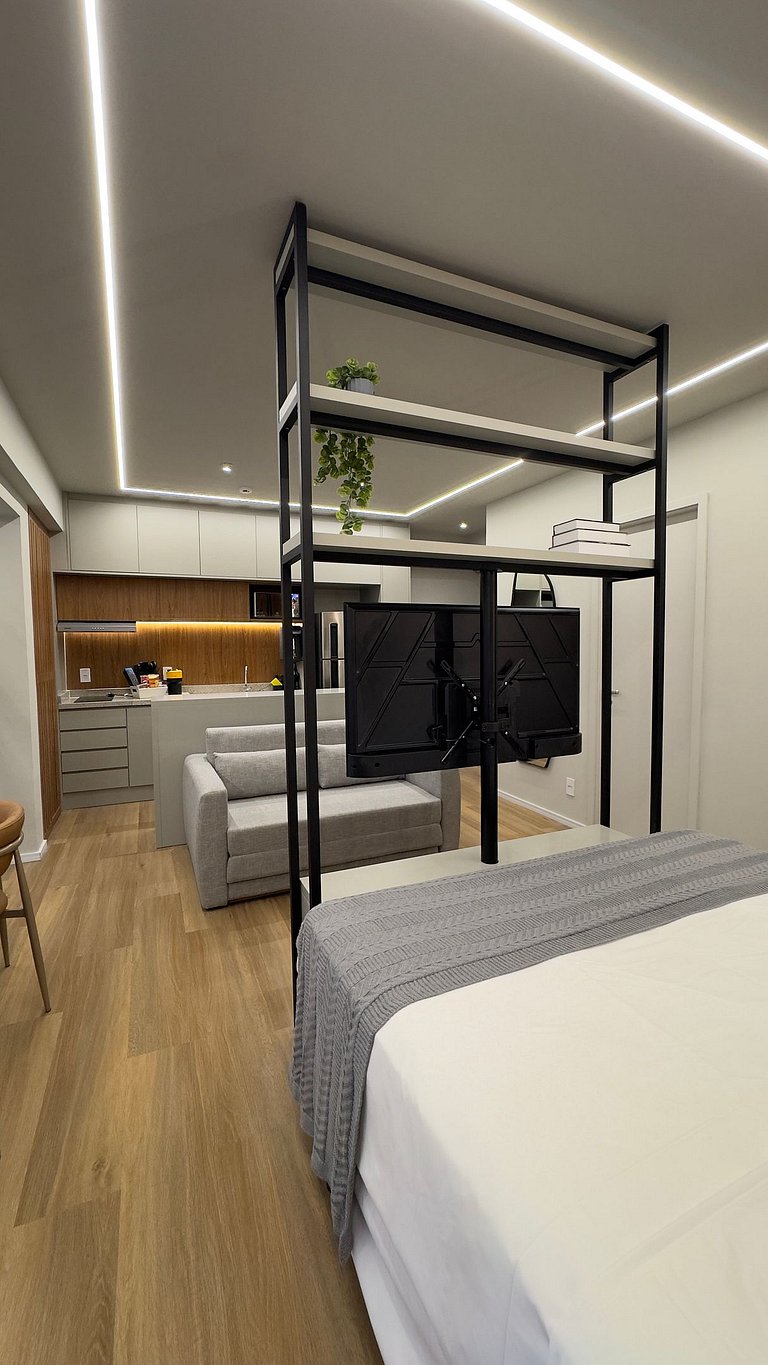 Studio completo no Paraiso prox. Av Paulista