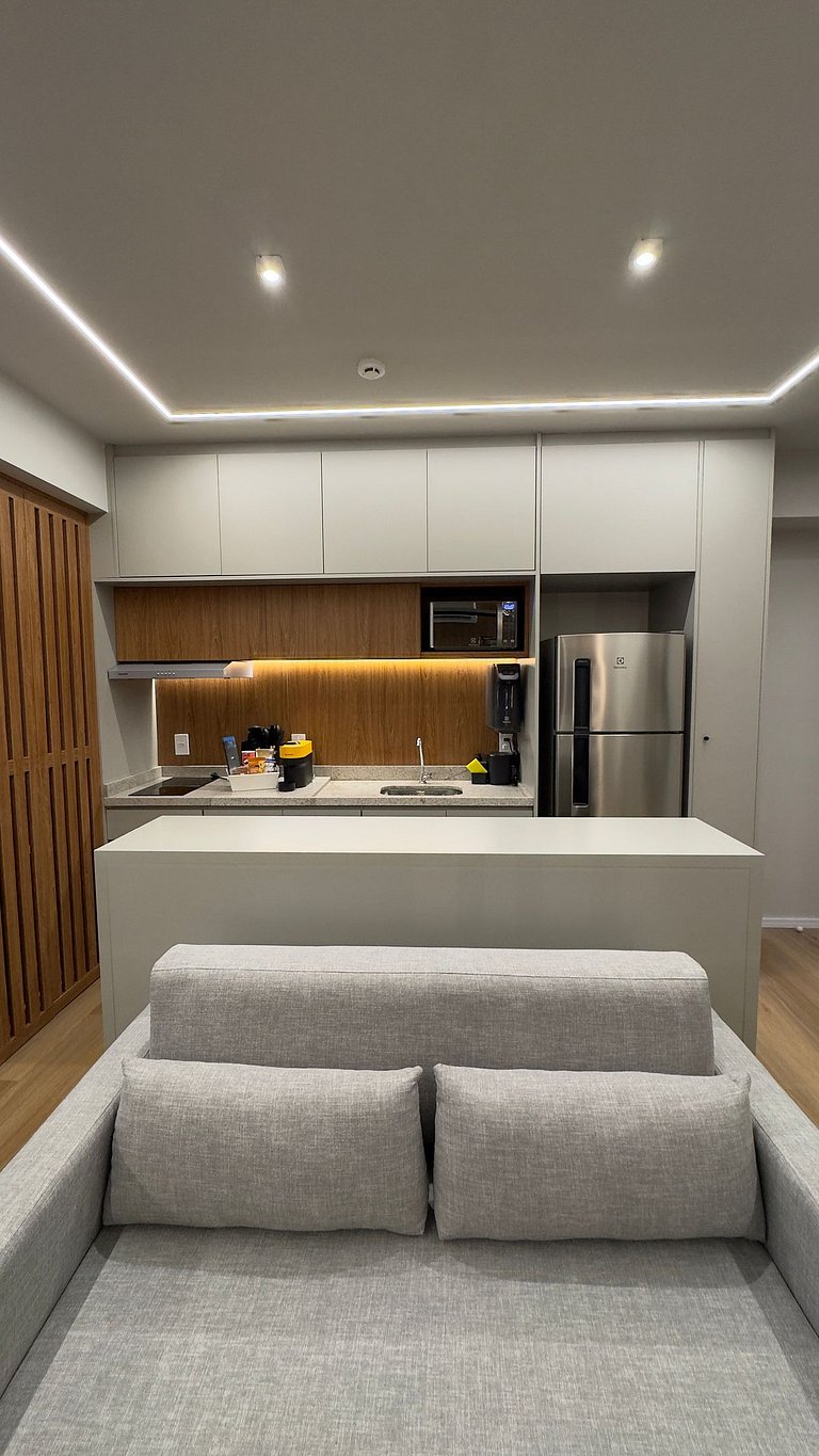 Studio completo no Paraiso prox. Av Paulista