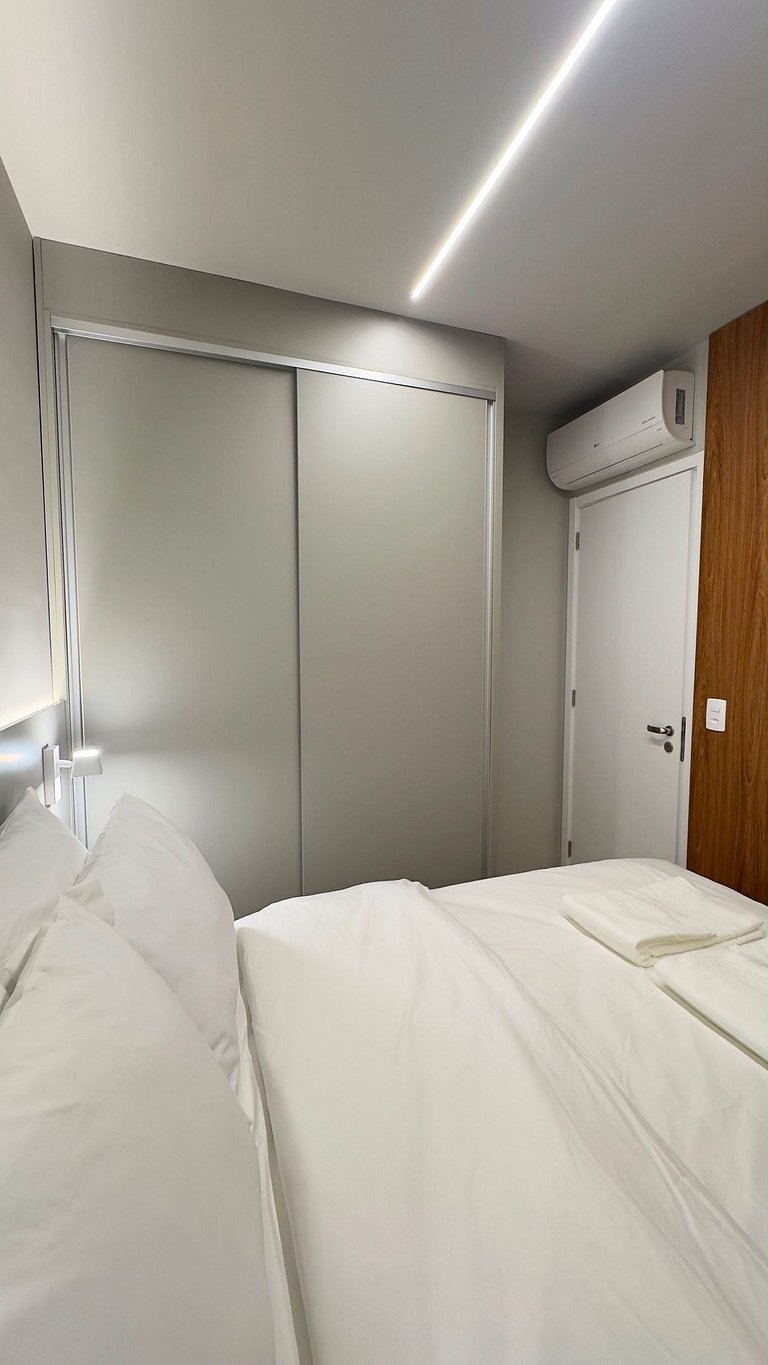 Apto 2 Quartos Completo | Vila Nova Conceição