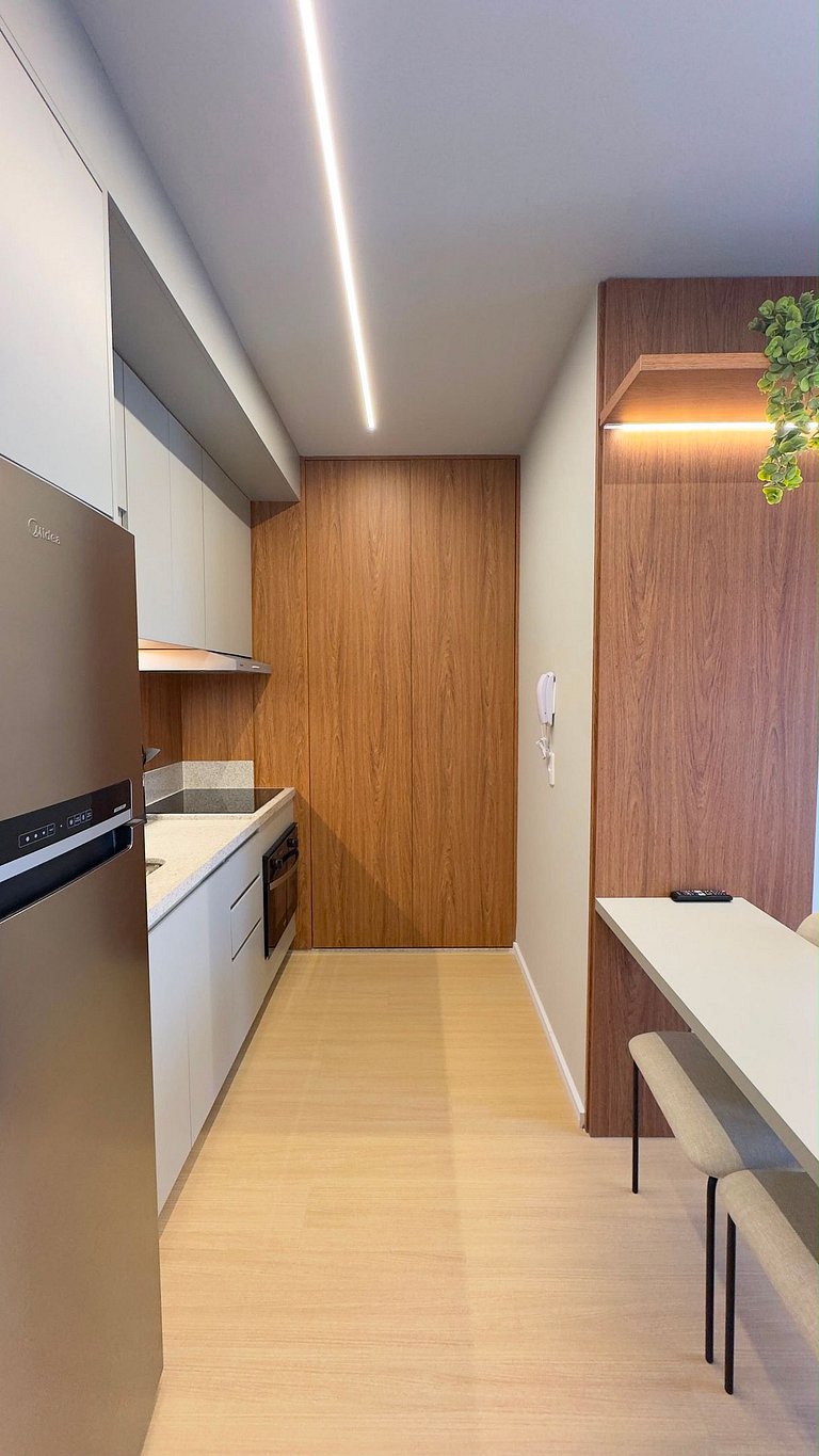 Apto 2 Quartos Completo | Vila Nova Conceição
